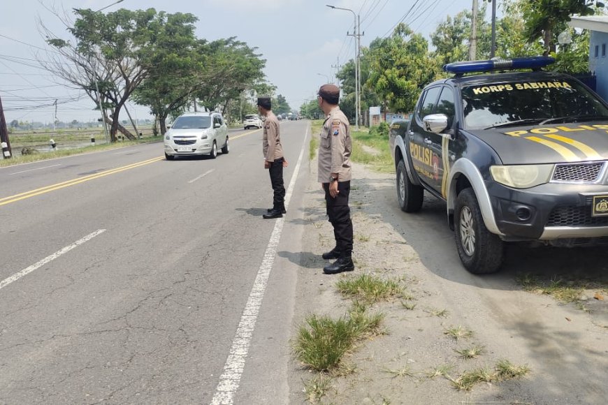 Polsek Balerejo Gelar Patroli Strong Point di Jalur Arteri Madiun-Surabaya